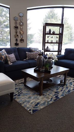 Furniture Store «La-Z-Boy Furniture Galleries», reviews and photos, 110 Faunce Corner Mall Rd, North Dartmouth, MA 02747, USA