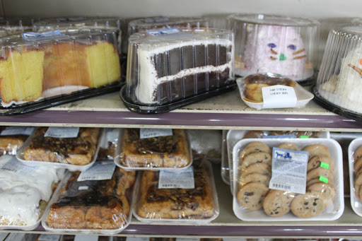 Grocery Store «Maplehofe Dairy Farm Store», reviews and photos, 799 Robert Fulton Hwy, Quarryville, PA 17566, USA