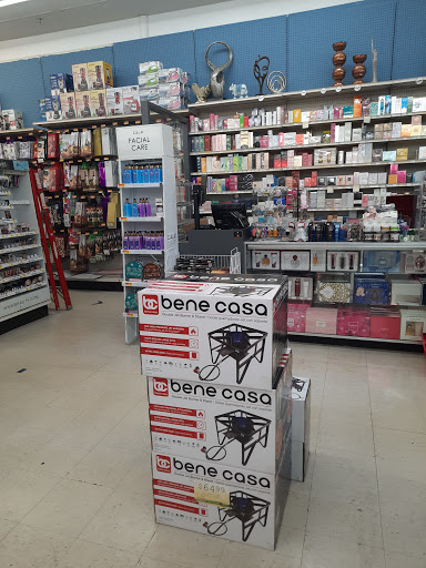 Vitamin & Supplements Store «Government Discount Inc», reviews and photos, 3709 NW 7th St, Miami, FL 33126, USA