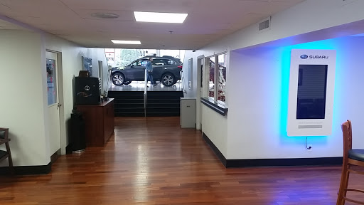 Car Dealer «Gresham Subaru», reviews and photos, 1925 E Powell Blvd, Gresham, OR 97080, USA