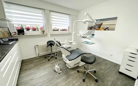 Zahnarztpraxis Dr.med.dent. Alp Dabanoglu image