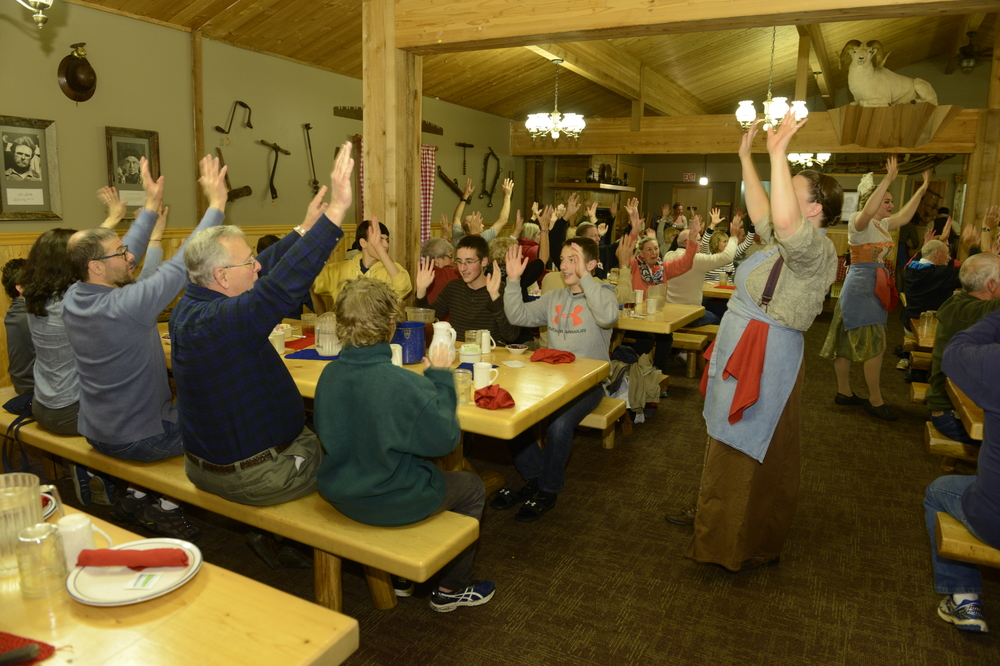 Alaska Cabin Nite Dinner Theatre 99755