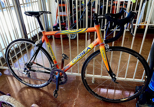 Boll Weevil Pawn Shop, 3700 S University Ave, Little Rock, AR 72204, USA, 