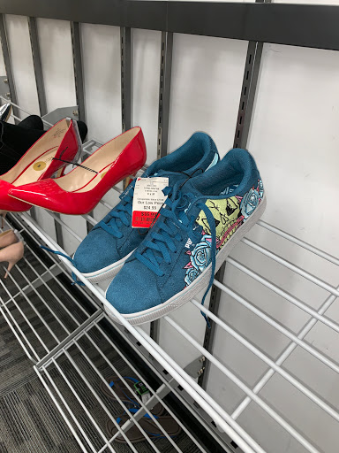 Clothing Store «Burlington Coat Factory», reviews and photos, 480 Boston Rd, Billerica, MA 01821, USA