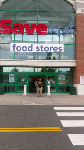 Grocery Store «Save-A-Lot», reviews and photos, 205 Union St, Waterbury, CT 06701, USA