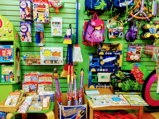 Toy Store «Alakazam Toys & Gifts», reviews and photos, 100 E Main St, Charlottesville, VA 22902, USA