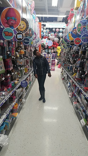Party Store «Party City», reviews and photos, 1255 Raritan Rd #710, Clark, NJ 07066, USA