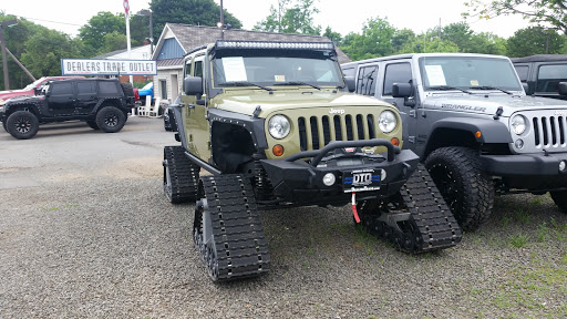 Car Dealer «Dealers Trade Outlet», reviews and photos, 16327 Lee Hwy, Gainesville, VA 20155, USA