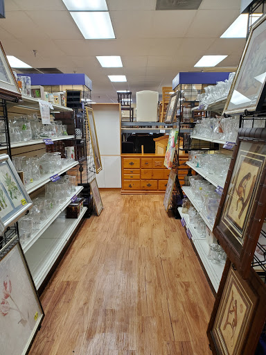 Shopping Mall «Hillcrest Shopping Center», reviews and photos, 1701 N Larkin Ave, Crest Hill, IL 60403, USA