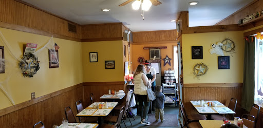 Tom's Country Kitchen