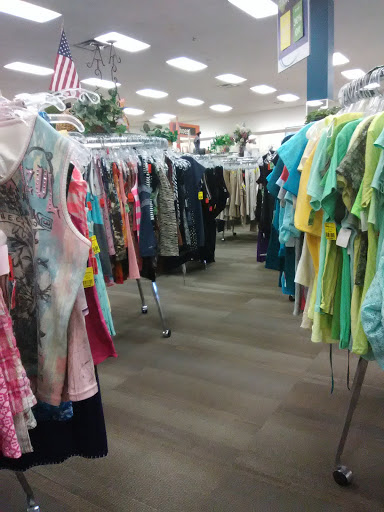 Thrift Store «Discover Goodwill North Retail Store», reviews and photos