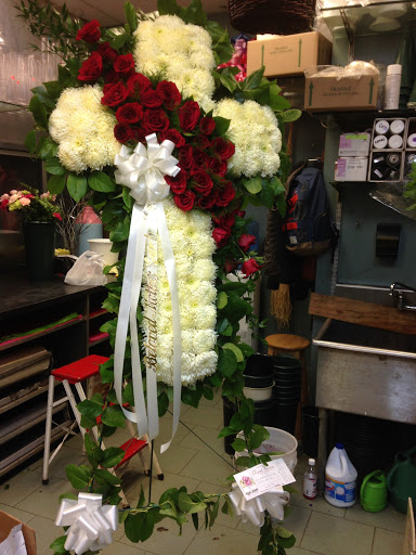 Florist «Elegant Florist», reviews and photos, 6909 4th Ave, Brooklyn, NY 11209, USA