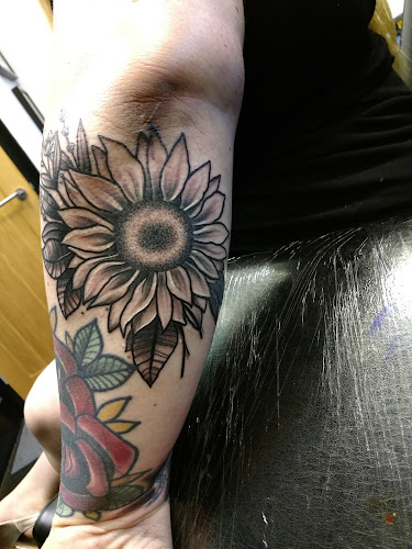 Reviews of Handmade Tattoo Gallery in Manchester - Tatoo shop