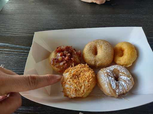 Donut Shop «Simply Done Donuts», reviews and photos, 3550 W Lawrenceville St Suite 340, Duluth, GA 30096, USA