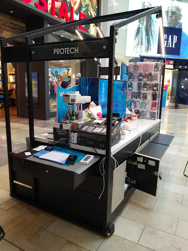 Shopping Mall «Westfield Garden State Plaza», reviews and photos, 1 Garden State Plaza, Paramus, NJ 07652, USA