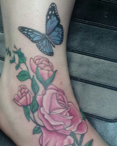 Explore wildlife tattoo ideas, creative tattoo ideas in Owosso, available at Expressions Body Art Studio