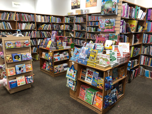 Book Store «Half Price Books», reviews and photos, 4322 E Cactus Rd, Phoenix, AZ 85032, USA