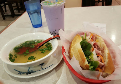 Huong Lan Sandwiches 5 & Beef Noodle