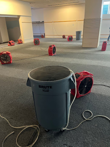 Commercial Water Damage Cleanup High Output Fans for Drying Large Spaces Damaged by Water Flooding