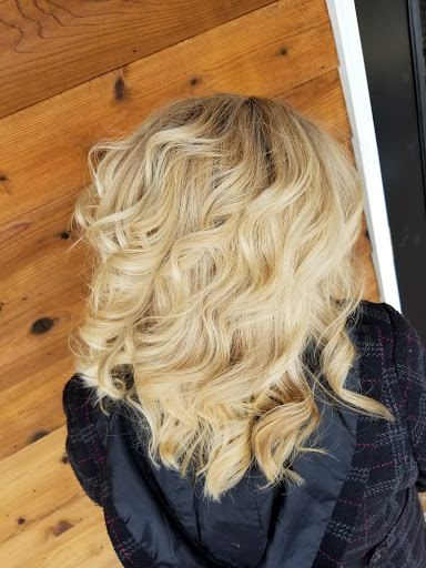 Day Spa «The Retreat Salon & Skin Spa», reviews and photos, 12272 Fenton Rd, Fenton, MI 48430, USA