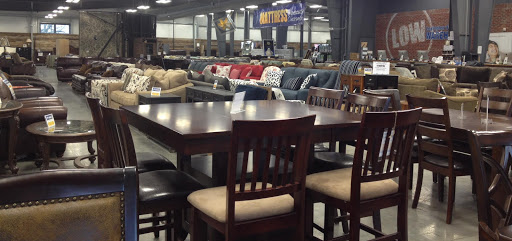 Furniture Store «Evansville Overstock Warehouse Furniture & Mattress», reviews and photos, 201 N Green River Rd, Evansville, IN 47715, USA
