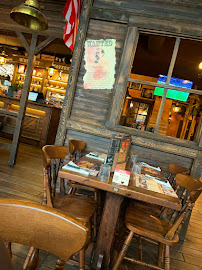 Atmosphère du Restaurant de grillades à l'américaine Old Wild West à Servon - n°19