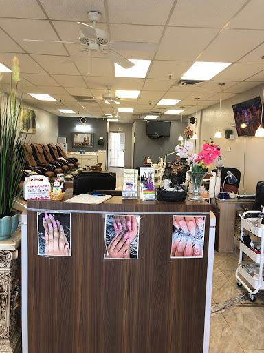 Day Spa «Thunderbird Nail Salon», reviews and photos, 4920 W Thunderbird Rd, Glendale, AZ 85306, USA
