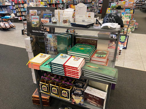 Book Store «Books-A-Million», reviews and photos, 6235 N Davis Hwy, Pensacola, FL 32504, USA