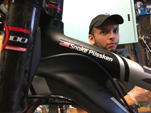 Bicycle Store «2 Bici Bicycle Shop», reviews and photos, 8695 Archer Ave, Willow Springs, IL 60480, USA