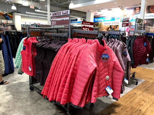 Sportswear Store «Columbia Sportswear Outlet», reviews and photos, 1659 94th Dr F250, Vero Beach, FL 32966, USA