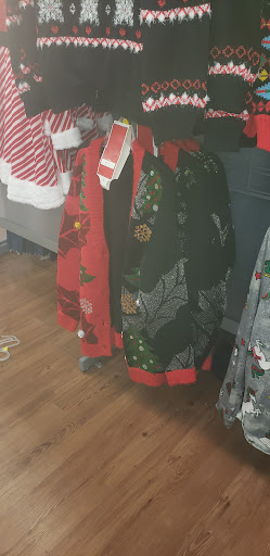 Department Store «Walmart Supercenter», reviews and photos, 235 E Dorset Dr, Dixon, CA 95620, USA