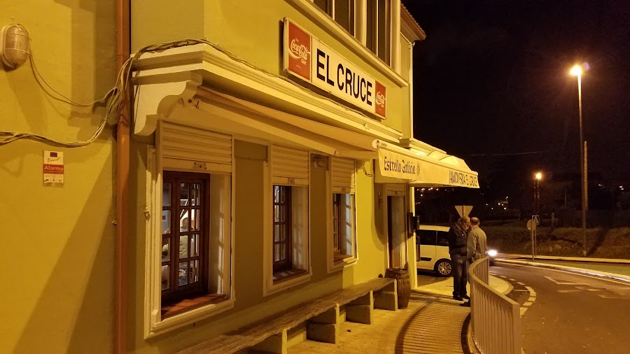 Jamonería El Cruce