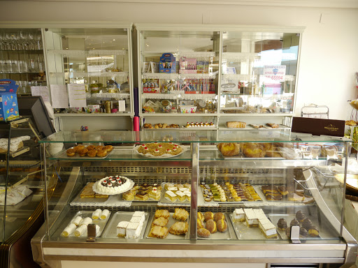 Pastelería Manzano en Luanco, Asturias