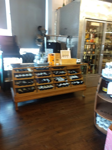 Wine Store «Merit Fine Wine & Liquor», reviews and photos, 599 Bloomfield Ave, Montclair, NJ 07042, USA