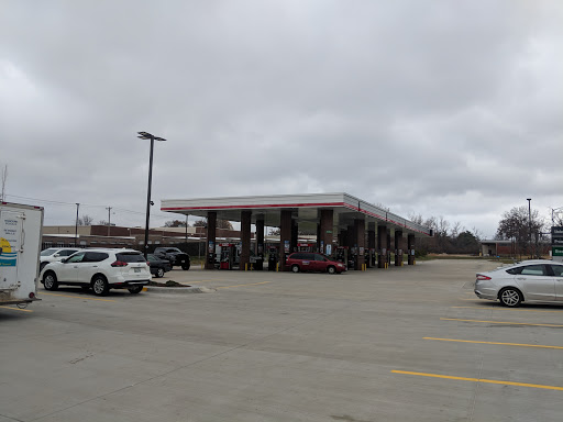 Gas Station «QuikTrip», reviews and photos, 11525 Dorsett Rd, Maryland Heights, MO 63043, USA