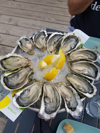 Huître du Bar-restaurant à huîtres Les Vedettes du Bassin à Lège-Cap-Ferret - n°2