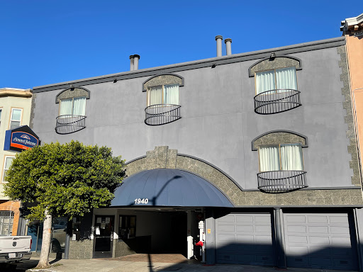 Howard Johnson by Wyndham San Francisco Marina District