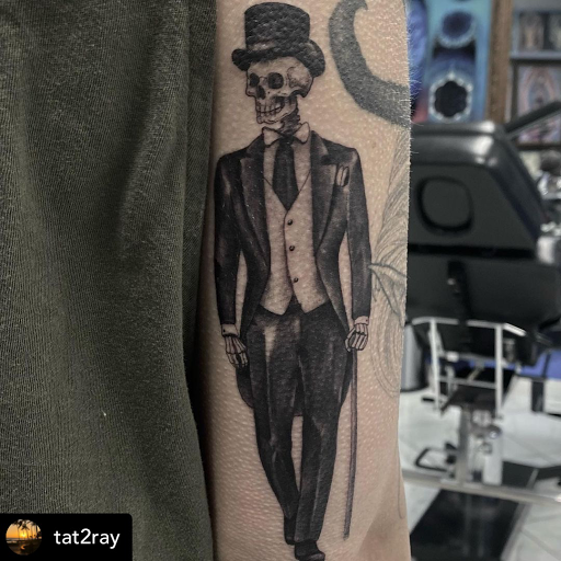 Explore good family tattoo ideas, creative tattoo ideas in Murrieta, available at Diamond City Tattoo & Piercing