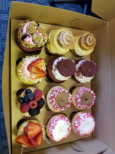 Bakery «Sugar Vault Desserts & Bakery», reviews and photos, 5606 Baltimore Ave, Hyattsville, MD 20781, USA