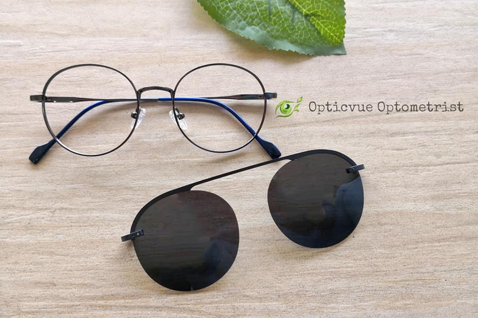 Opticvue Optometrist