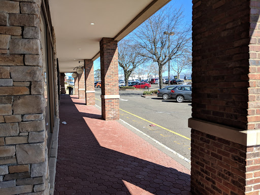 Cell Phone Store «Eastchester Verizon Wireless», reviews and photos, 711 White Plains Rd, Scarsdale, NY 10583, USA