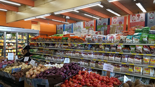 Indian Grocery Store «Trinethra Indian Supermarket», reviews and photos, 10255 S De Anza Blvd, Cupertino, CA 95014, USA