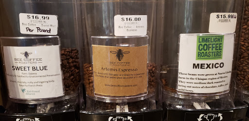 Grocery Store «Tyner Pond Market», reviews and photos, 120 S Audubon Rd, Indianapolis, IN 46219, USA