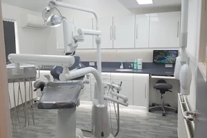 Dental Touch - Dentist in Bristol image
