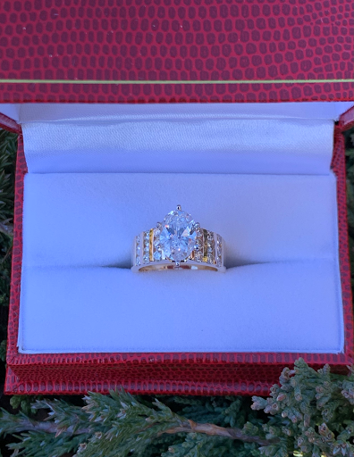 Jewelry Store «KB Jewelers», reviews and photos, 68 Great Rd, Bedford, MA 01730, USA