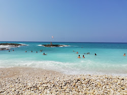 Foto av White Beach med en rymlig kustlinje
