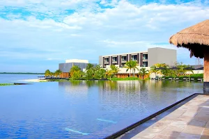 NIZUC Resort & Spa image