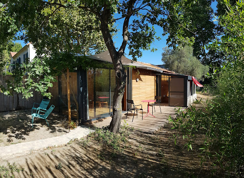 Lodge Mazet des amants, cabane en bois avec spa privatif Avignon