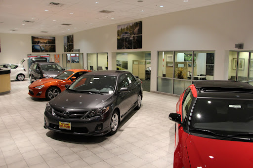 Car Dealer «Putnam Toyota», reviews and photos, 50 California Dr, Burlingame, CA 94010, USA