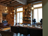 Atmosphère du Café et restaurant de grillades L'imaginarium à Montereau-Fault-Yonne - n°2